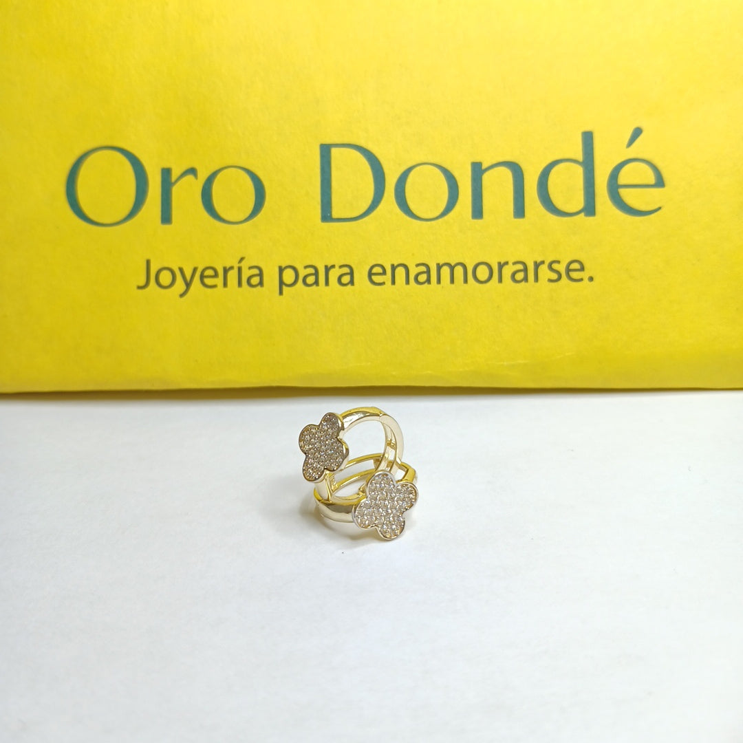 HUGGIES ORO 14K 2.4 (NUEVO)