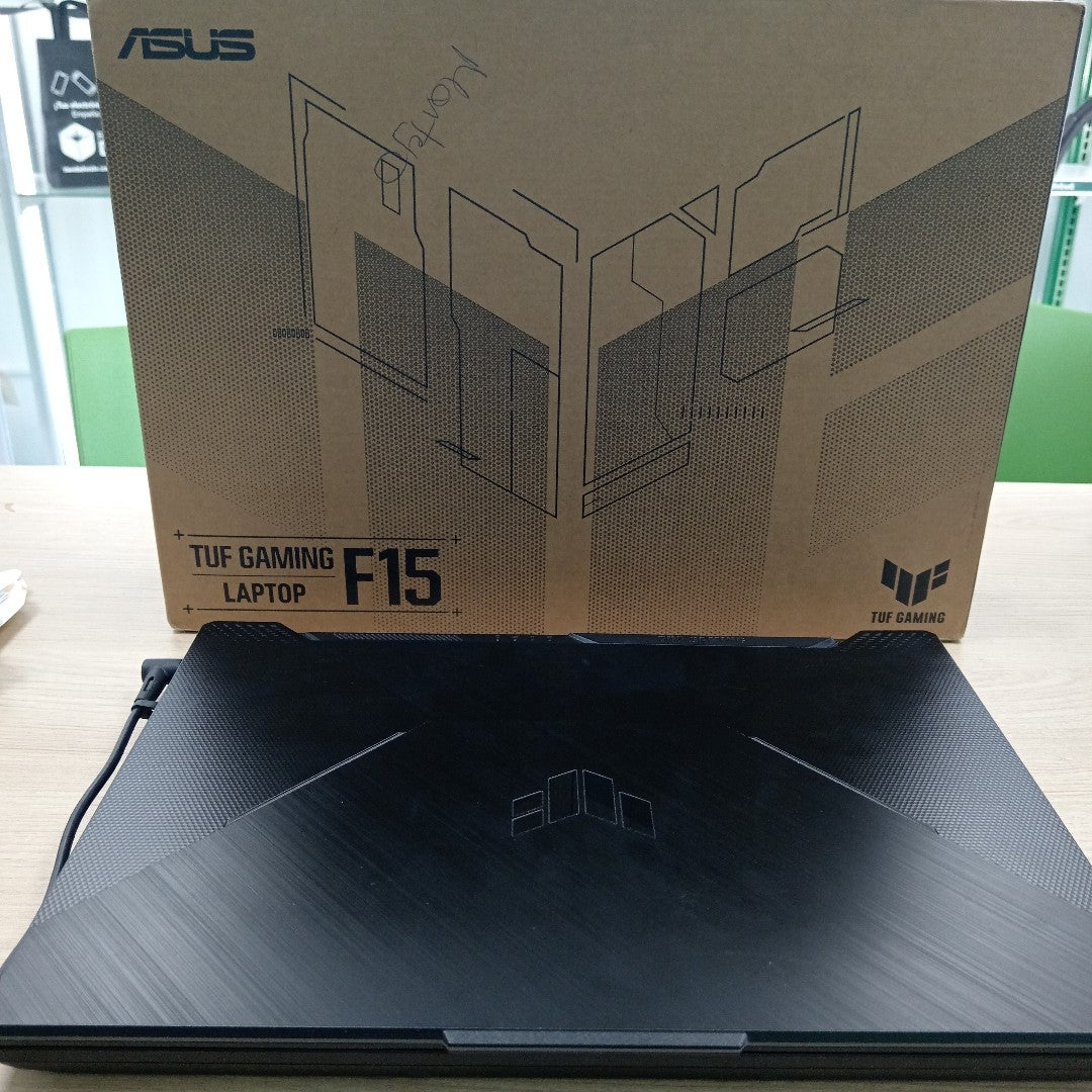 LAPTOP ASUS TUF GAMING F15 FX506HCB-HN144W (2022) 512 GB SSD 8 GB RAM (SEMINUEVO)