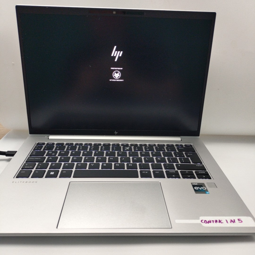 LAPTOP HP ELITEBOOK 840 G9 (2023) 256 GB SSD 16 GB RAM (SEMINUEVO)