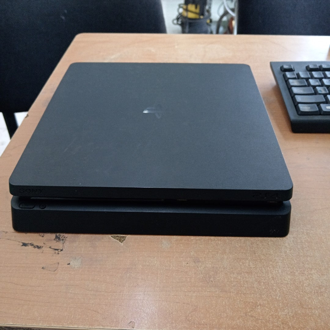 CONSOLA DE VIDEOJUEGO SONY PS4 SLIM 500 GB  (SEMINUEVO)