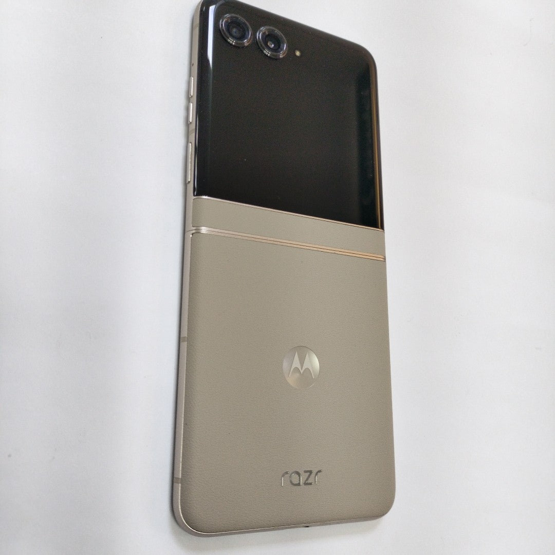 CELULAR MOTOROLA RAZR 50 5G XT2453-1 512 GB 12 GB RAM