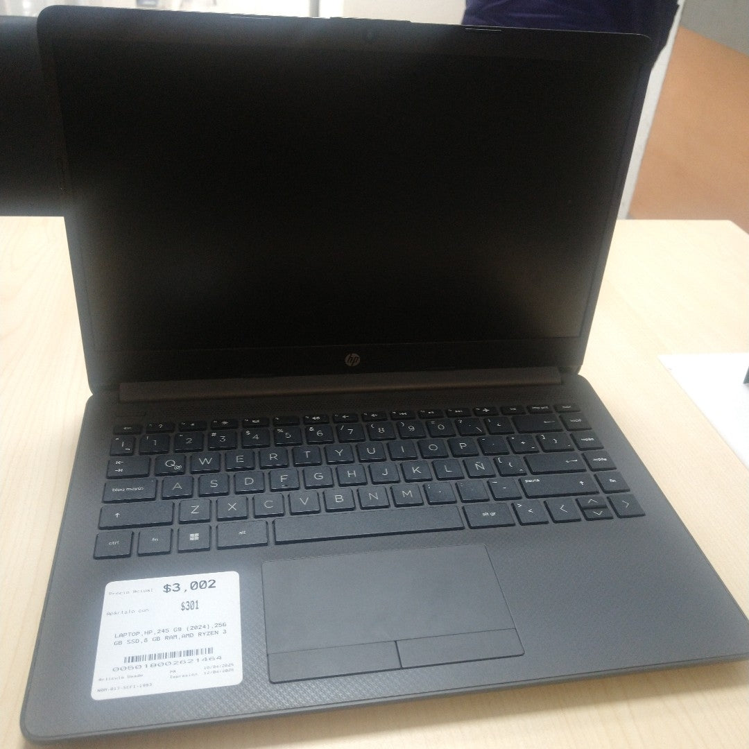 LAPTOP HP 245 G9 (2024) 256 GB SSD 8 GB RAM (SEMINUEVO)