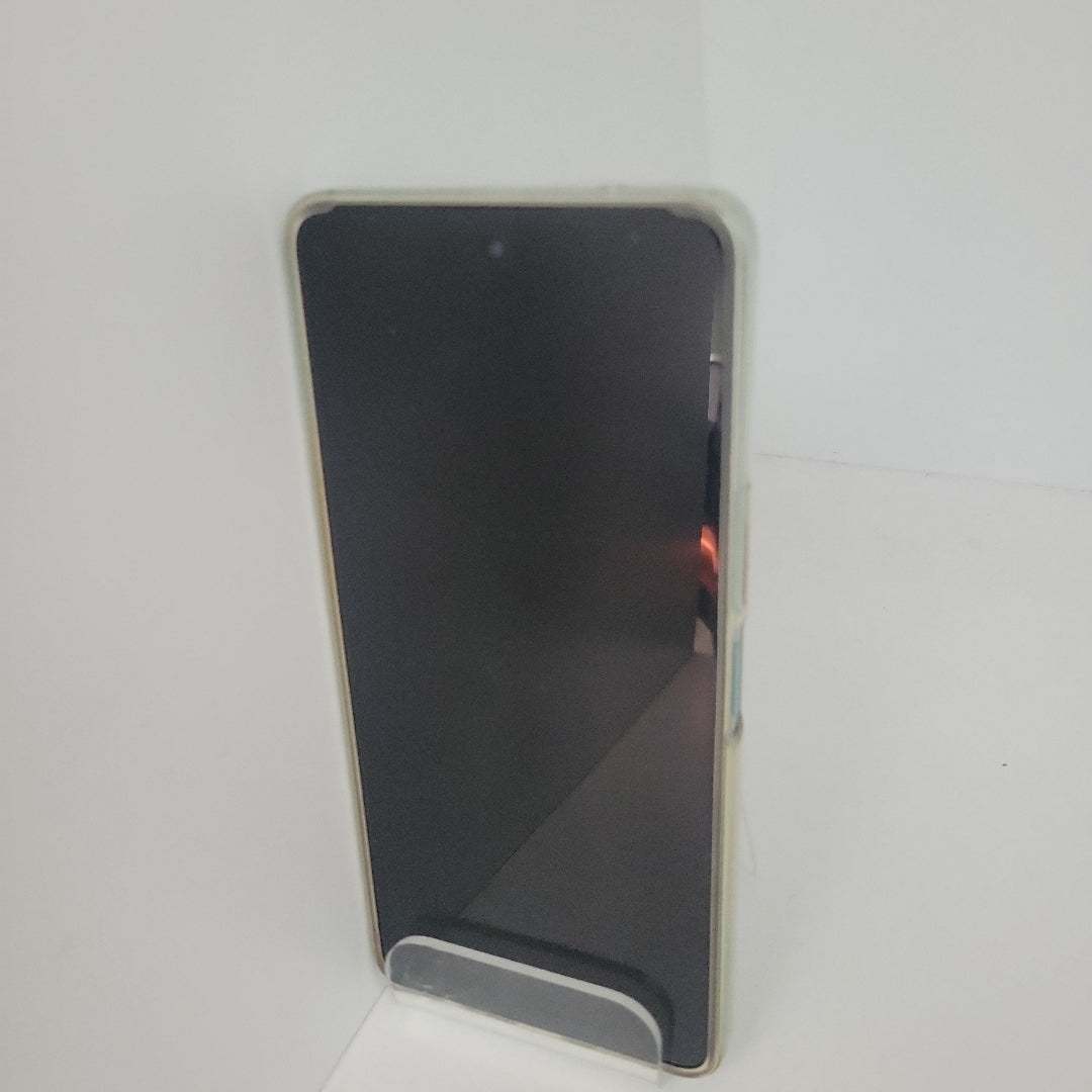 CELULAR VIVO Y36 V2247 256 GB 8 GB RAM (SEMINUEVO)
