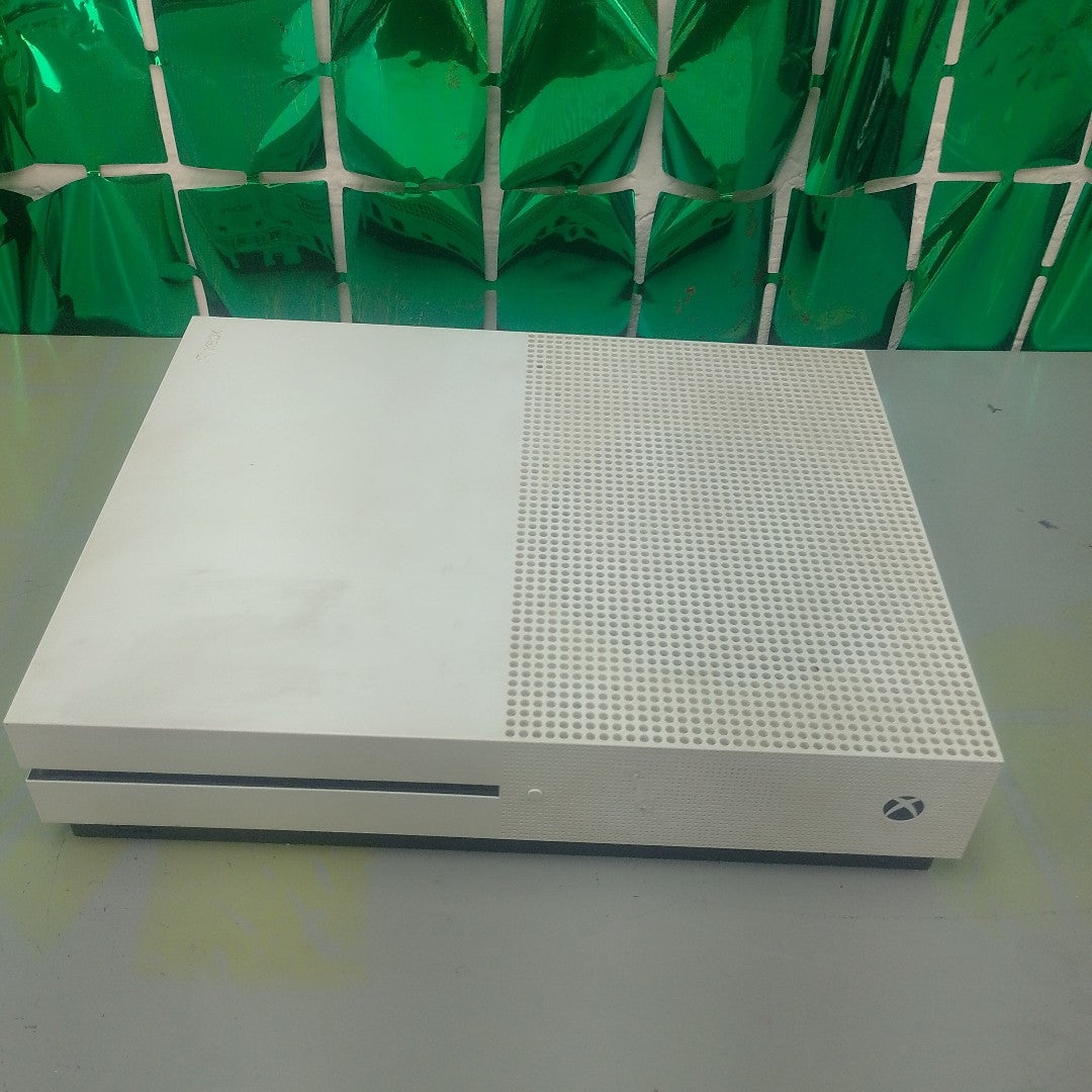 CONSOLA DE VIDEOJUEGO MICROSOFT XBOX ONE S 1 TB (SEMINUEVO)