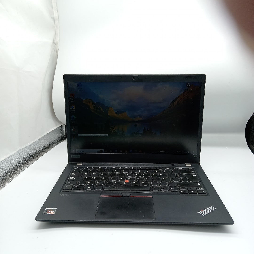 LAPTOP LENOVO THINKPAD T14 GEN 1 (2021) 512 GB SSD 8 GB RAM (SEMINUEVO)