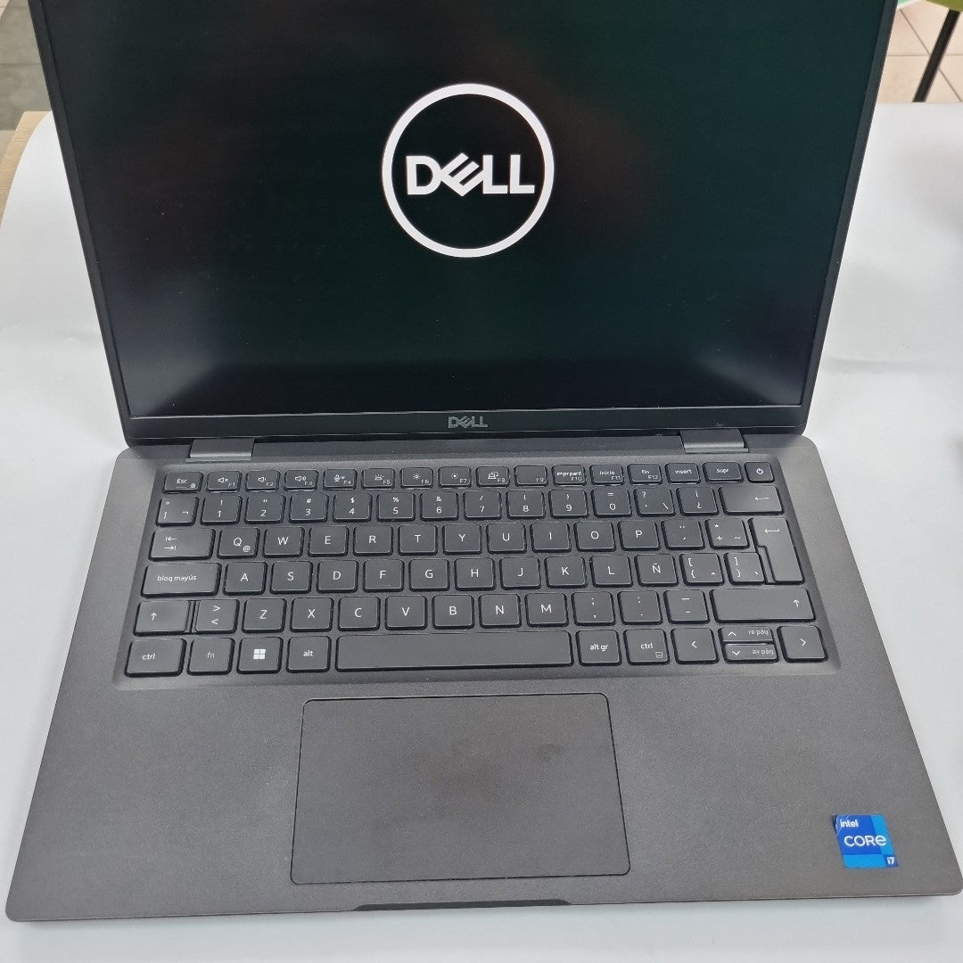LAPTOP DELL LATITUDE 7420 (2023) 256 GB SSD 16 GB RAM (SEMINUEVO)