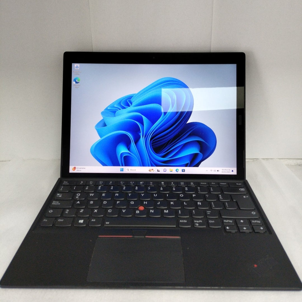 LAPTOP LENOVO THINKPAD X1 CARBON 9TH GEN (2022) 512 GB SSD 16 GB RAM (SEMINUEVO)