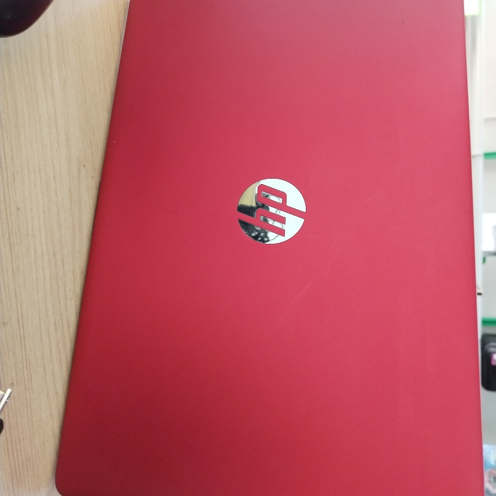 LAPTOP HP 15-DW3500LA (2022) 256 GB SSD 8 GB RAM (SEMINUEVO)