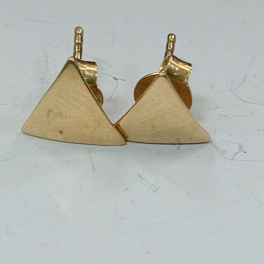 10112BRO00000B1865 FRD12 BROQUEL DE TRIANGULO ORO 14K 0.9GRS (NUEVO)