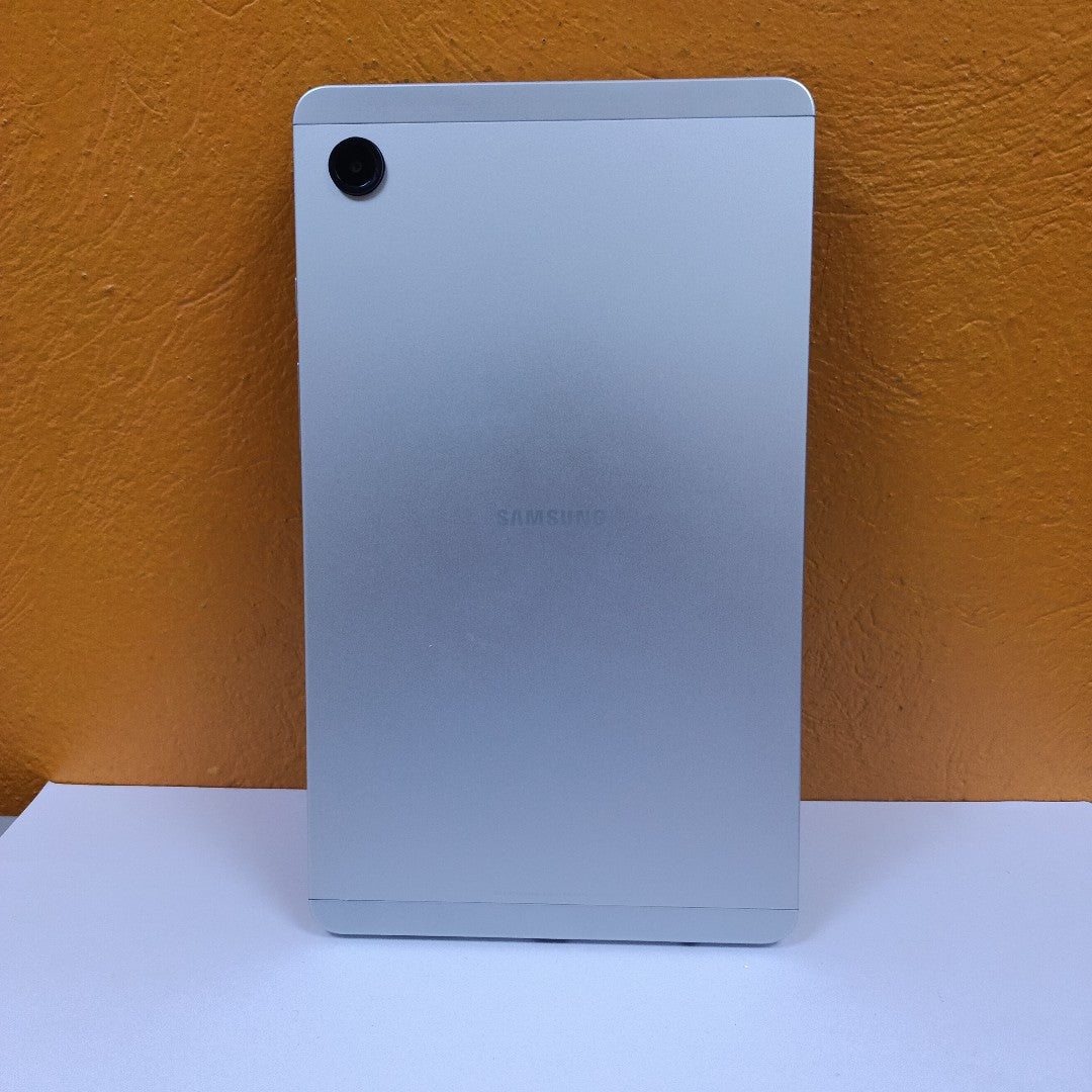 TABLETA SAMSUNG GALAXY TAB A9 SM-X110 (2023) 64 GB 4 GB RAM (SEMINUEVO)
