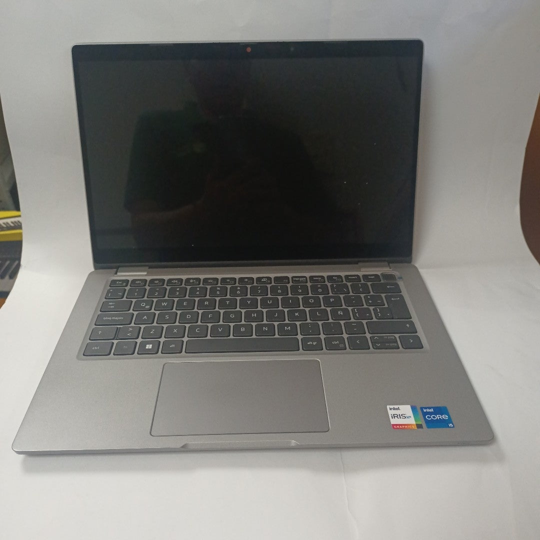 LAPTOP DELL LATITUDE 5330 (2 EN 1 )(2022) 512 GB SSD 16 GB RAM (SEMINUEVO)