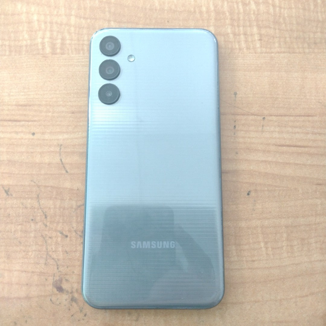CELULAR SAMSUNG GALAXY M15 5G SM-M156B/DSN (2024) 128 GB 4 GB RAM (SEMINUEVO)