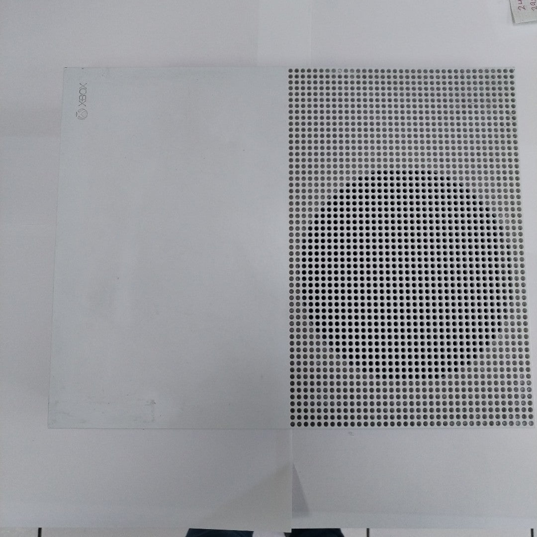 CONSOLA DE VIDEOJUEGO MICROSOFT XBOX ONE S 1 TB (SEMINUEVO)