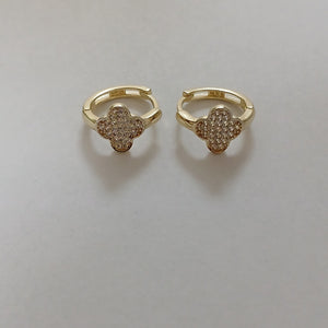 HUGGIES ORO 14K 1.6 (NUEVO)