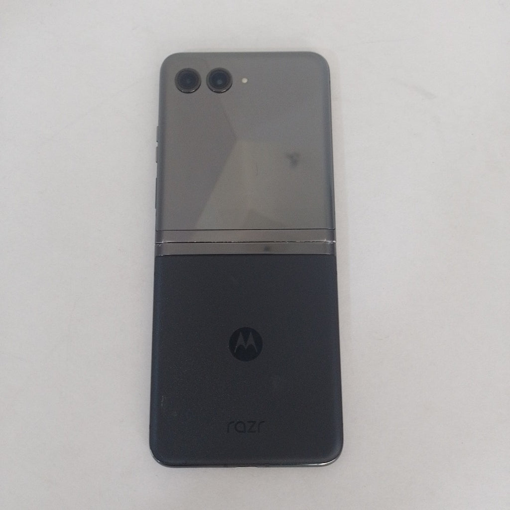 CELULAR MOTOROLA RAZR 40 ULTRA XT2321-1 (2023) 512 GB 12 GB RAM (SEMINUEVO)