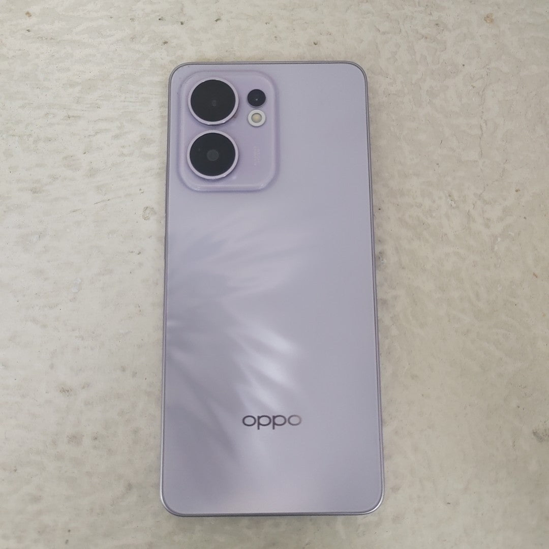CELULAR OPPO  RENO 13F 5G CPH2699 (2025) 256 GB 12 GB RAM (SEMINUEVO)