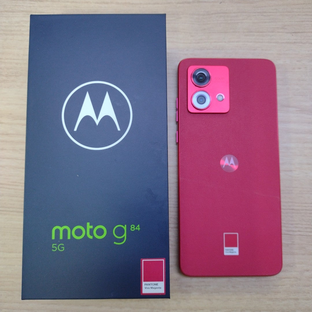 CELULAR MOTOROLA MOTO G84 XT2347-1 (2023) 256 GB 8 GB RAM (SEMINUEVO)