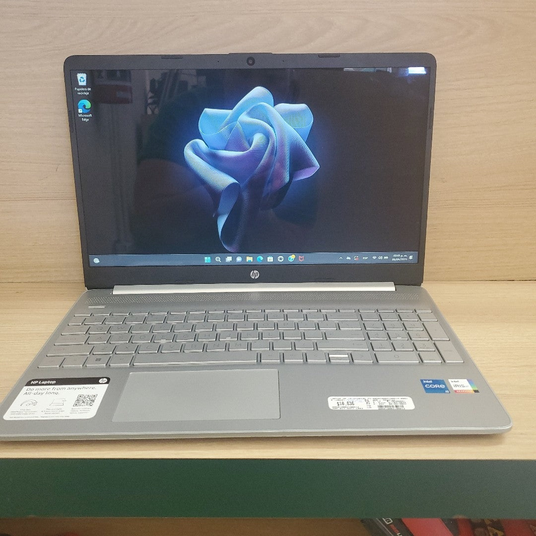LAPTOP HP 15-DY2073DX (2022) 512 GB SSD 16 GB RAM (SEMINUEVO)
