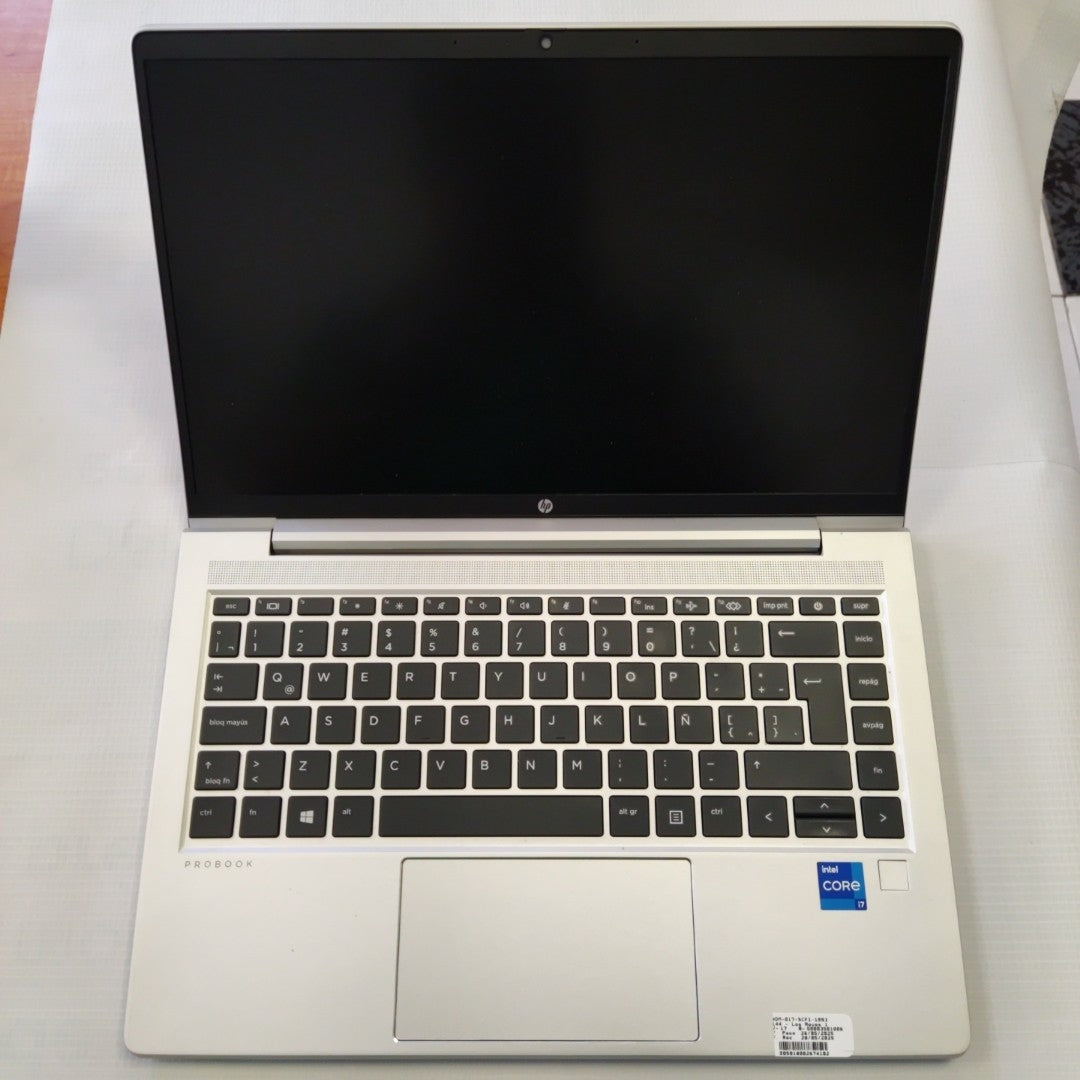 LAPTOP HP PROBOOK 440 G8 (2022) 256 GB SSD 16 GB RAM (SEMINUEVO)