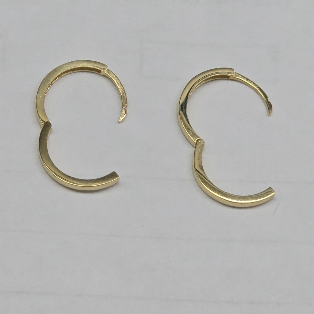 HUGGIES ORO 14K 1.5 (NUEVO)
