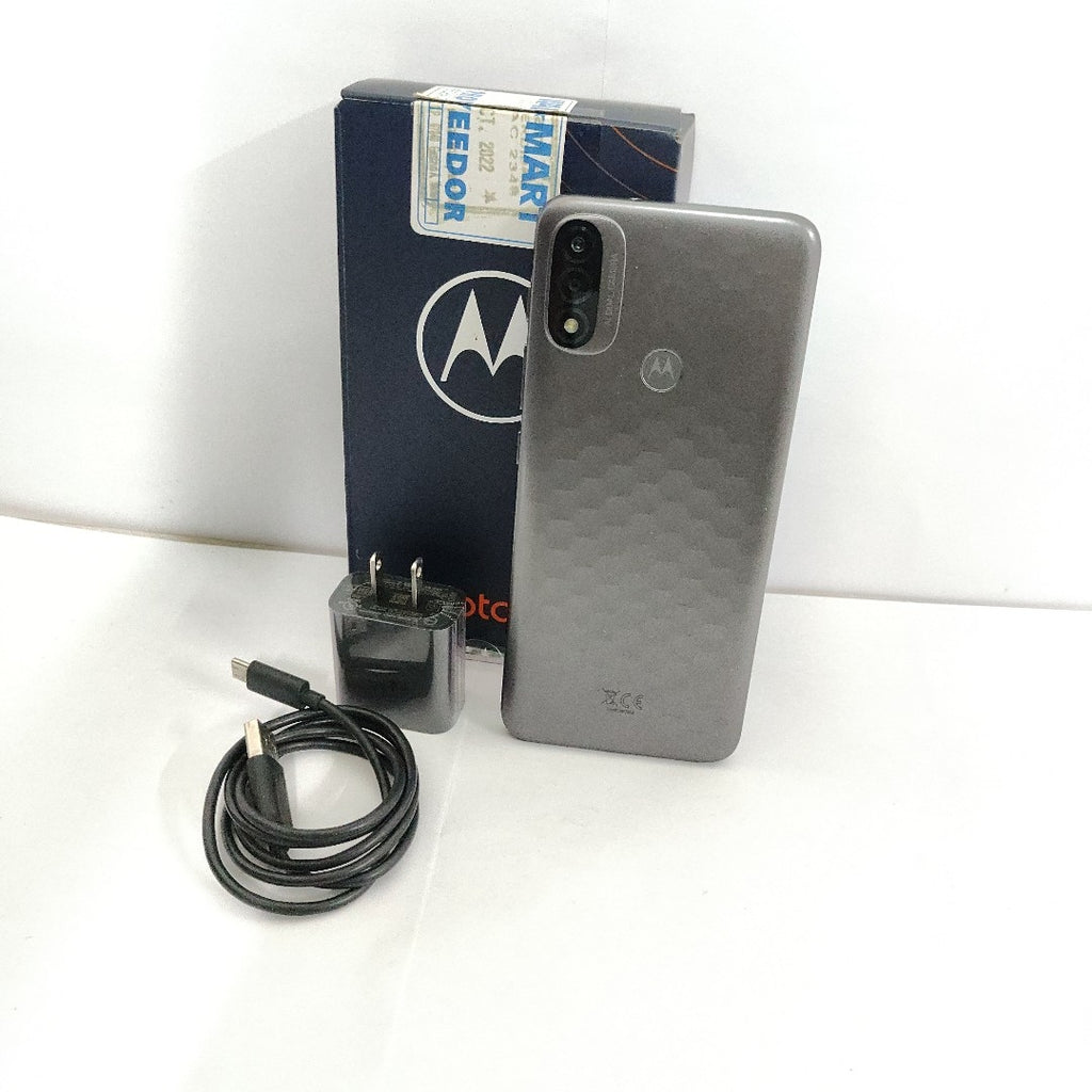 CELULAR MOTOROLA MOTO E20 XT2155-5 32 GB 2 GB RAM (SEMINUEVO)