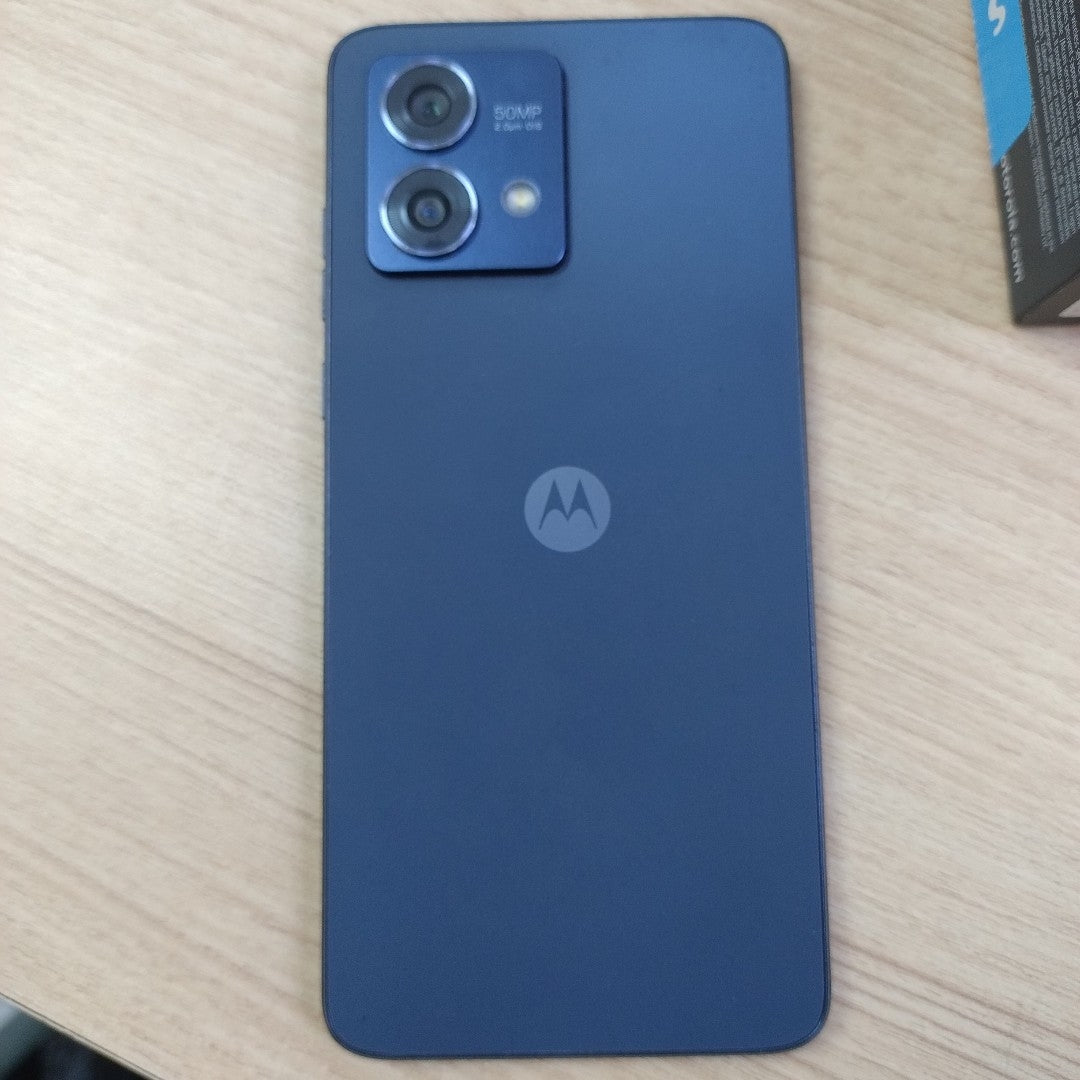 CELULAR MOTOROLA MOTO G84 XT2347-1 (2023) 256 GB 8 GB RAM (SEMINUEVO)
