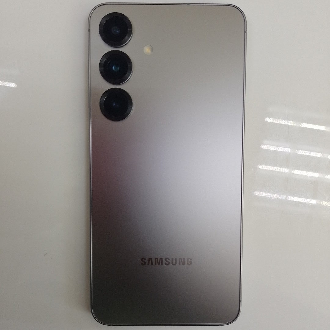 CELULAR SAMSUNG GALAXY S25 SM-S931B (2025) 256 GB 12 GB RAM (SEMINUEVO)