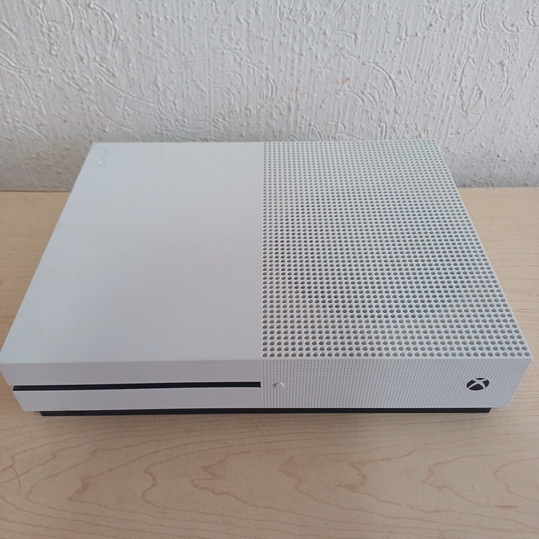 CONSOLA DE VIDEOJUEGO MICROSOFT XBOX ONE S 500 GB  (SEMINUEVO)