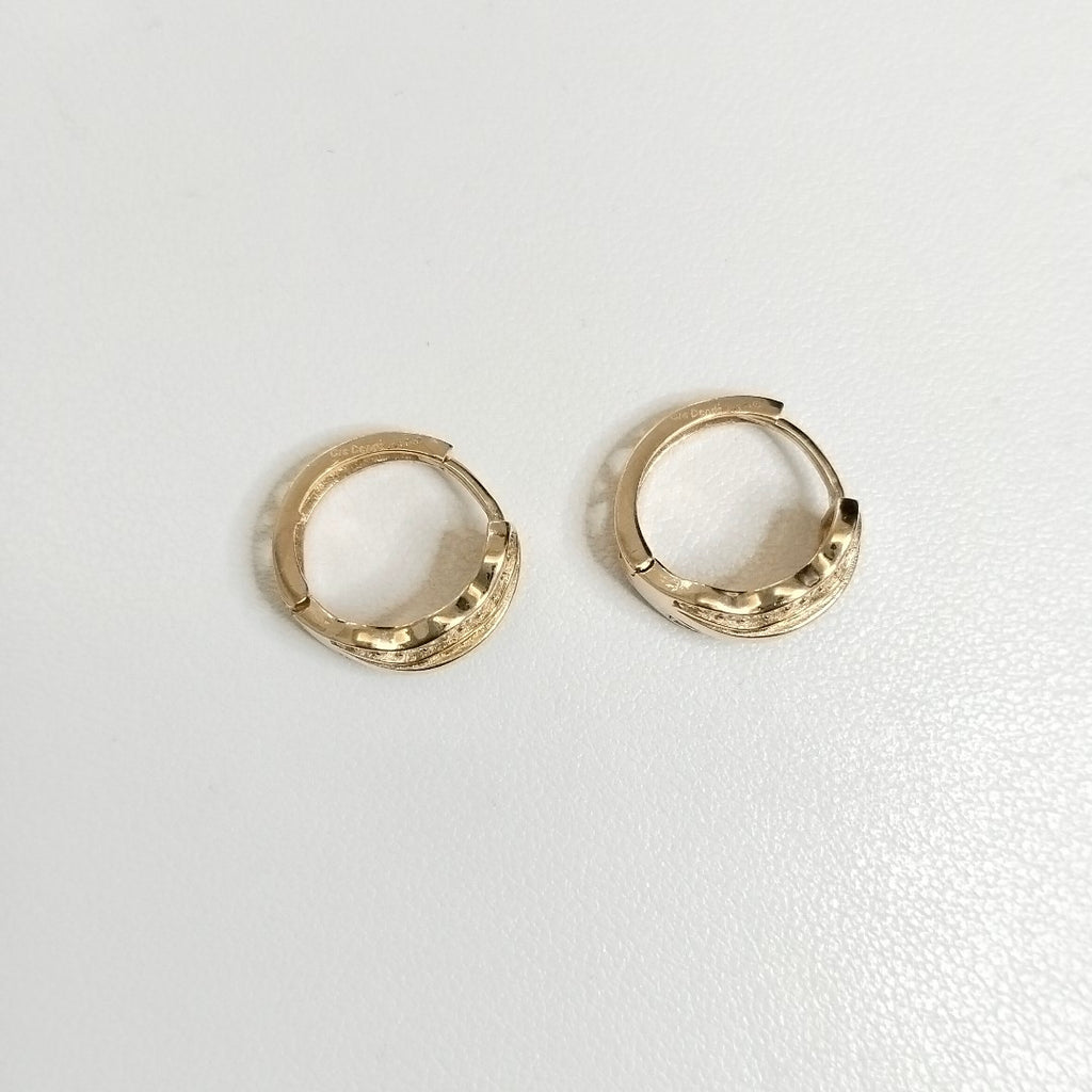 HUGGIES ORO 14K 2.5 (NUEVO)
