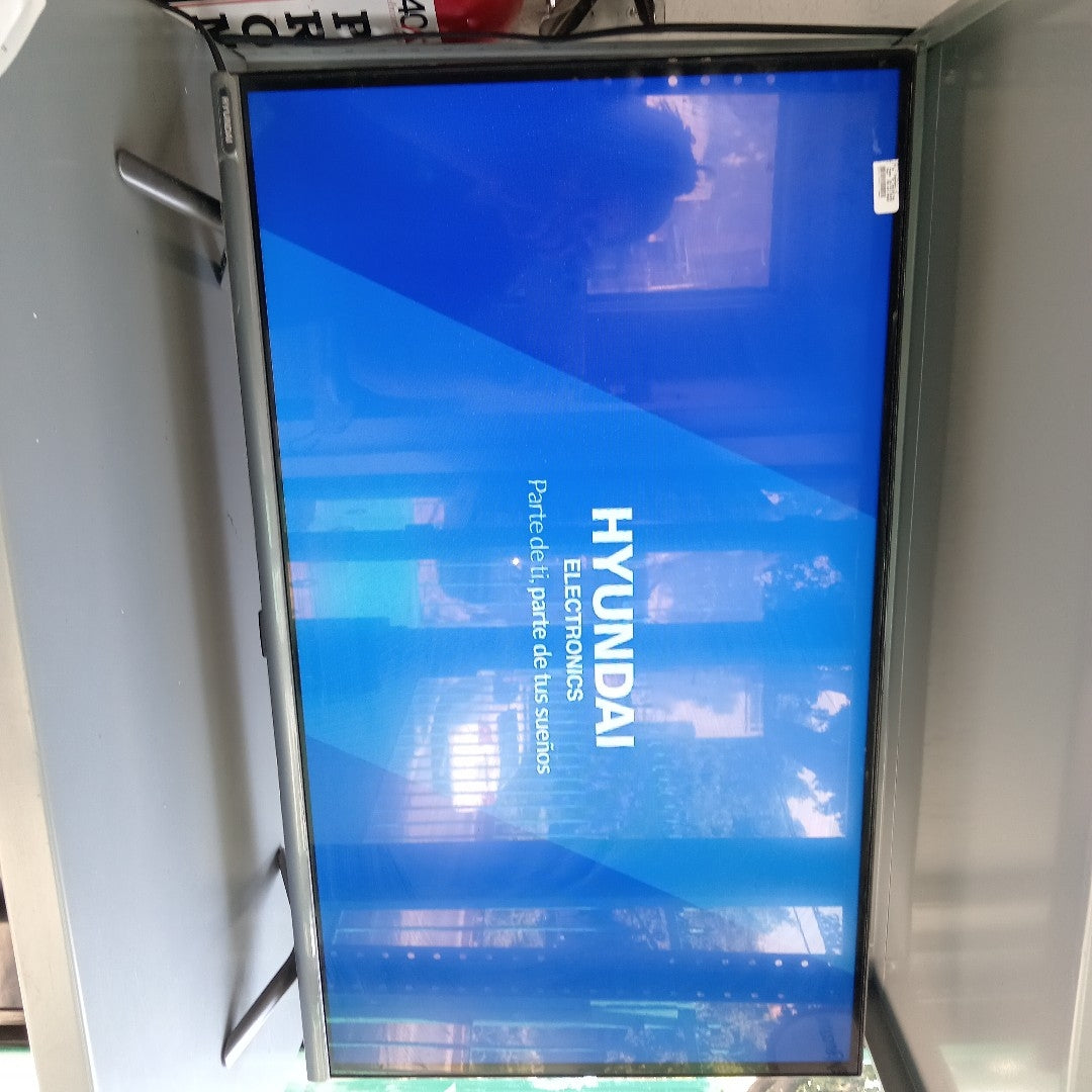 PANTALLA HYUNDAI HYLED3248AIM (2022) 32" LED HD (SEMINUEVO)