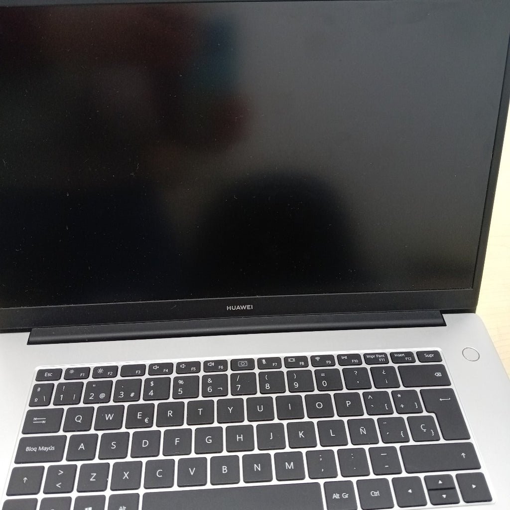 LAPTOP HUAWEI MATEBOOK D15 BOH-WAQ9R (2020) 1 TB + 256 GB SSD 8 GB RAM (SEMINUEVO)