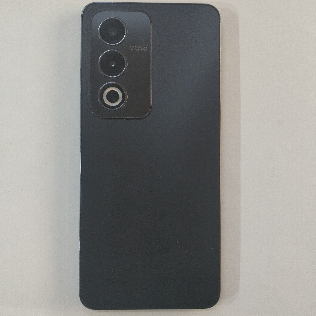 CELULAR OPPO  A80 5G CPH2639 (2024) 256 GB 8 GB RAM (SEMINUEVO)