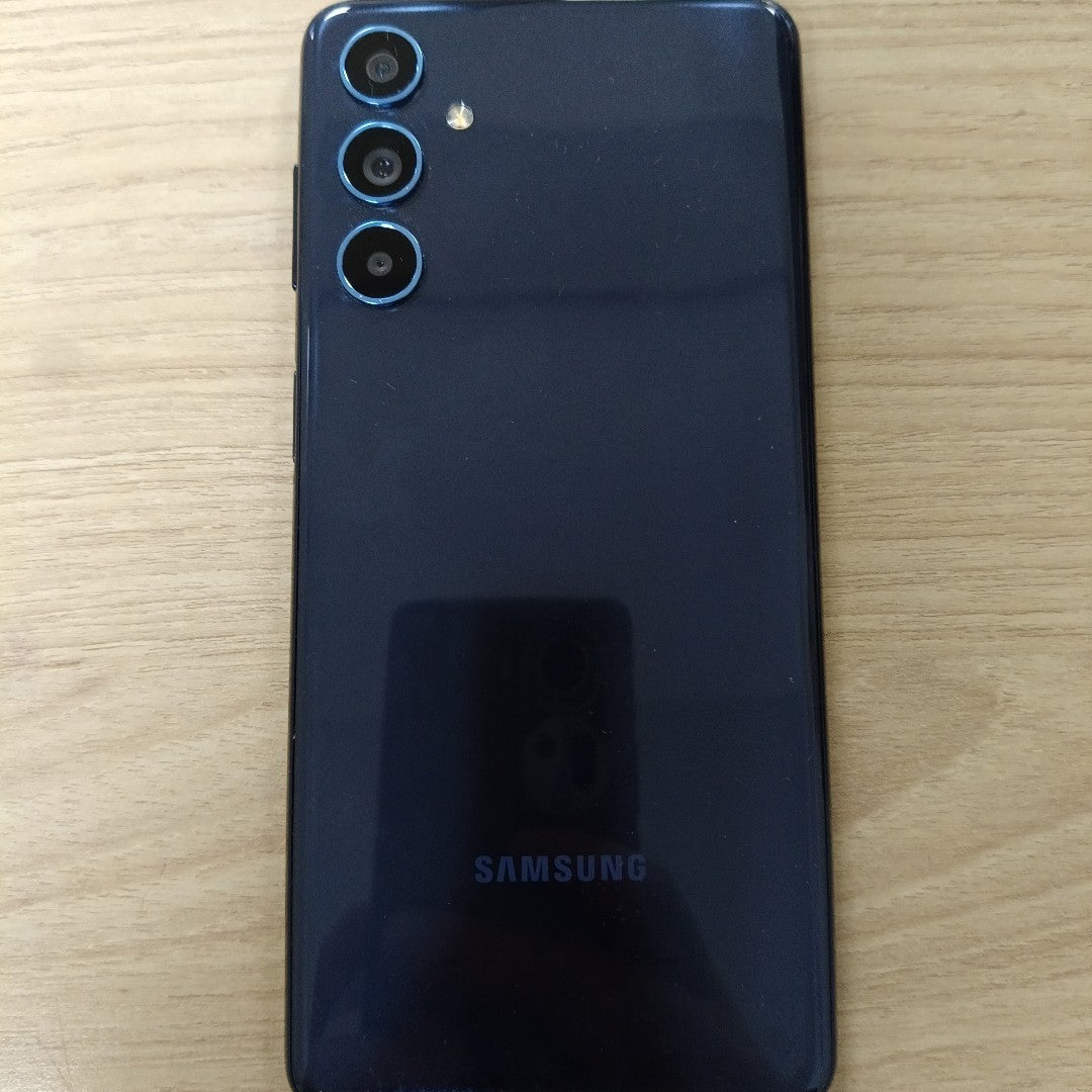 CELULAR SAMSUNG GALAXY M54 SM-M546B (2023) 128 GB 8 GB RAM (SEMINUEVO)