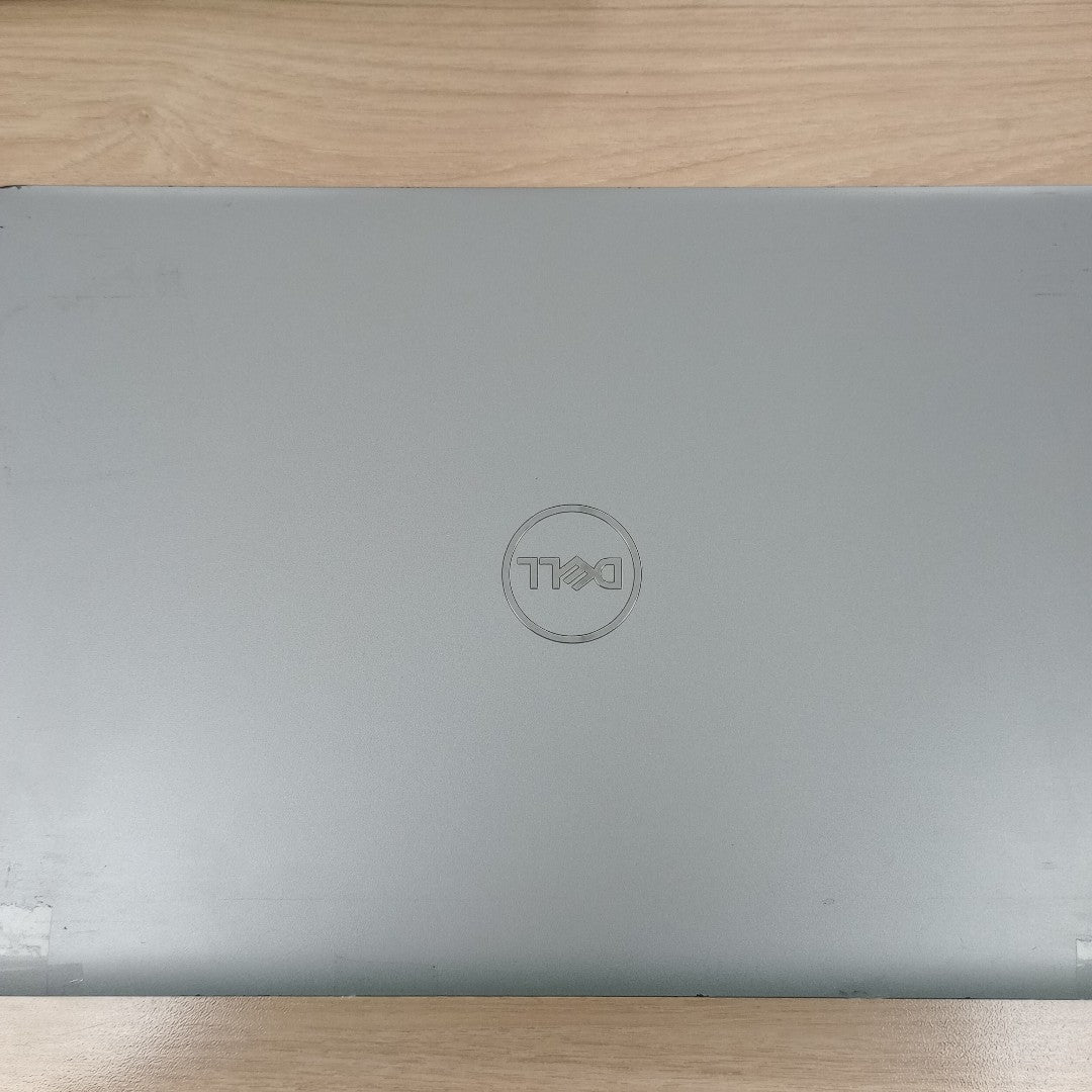 LAPTOP DELL LATITUDE 5540 (2023) 512 GB SSD 16 GB RAM (SEMINUEVO)