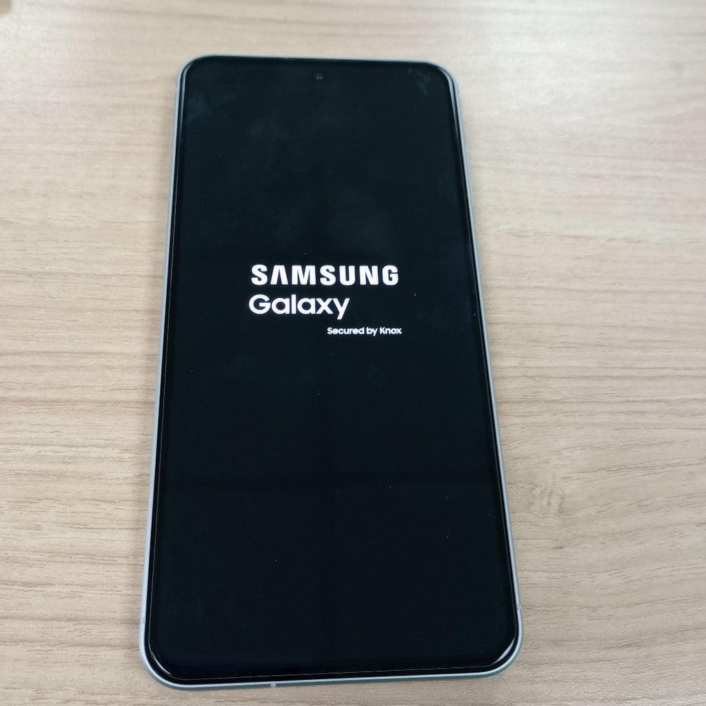 CELULAR SAMSUNG GALAXY A56 SM-A566E (2025) 128 GB 8 GB RAM (SEMINUEVO)