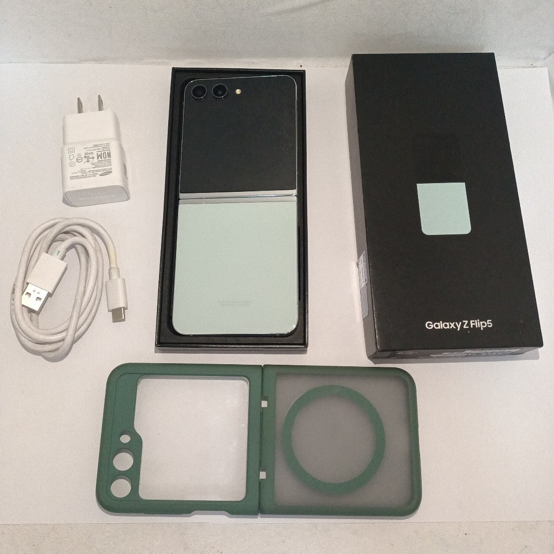 CELULAR SAMSUNG GALAXY Z FLIP 5 SM-F731B (2023) 512 GB 8 GB RAM (SEMINUEVO)