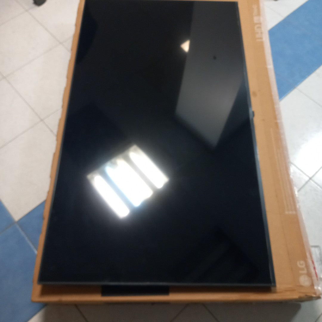 PANTALLA LG 55UQ8000PSB (2023) 55" LED 4K (SEMINUEVO)