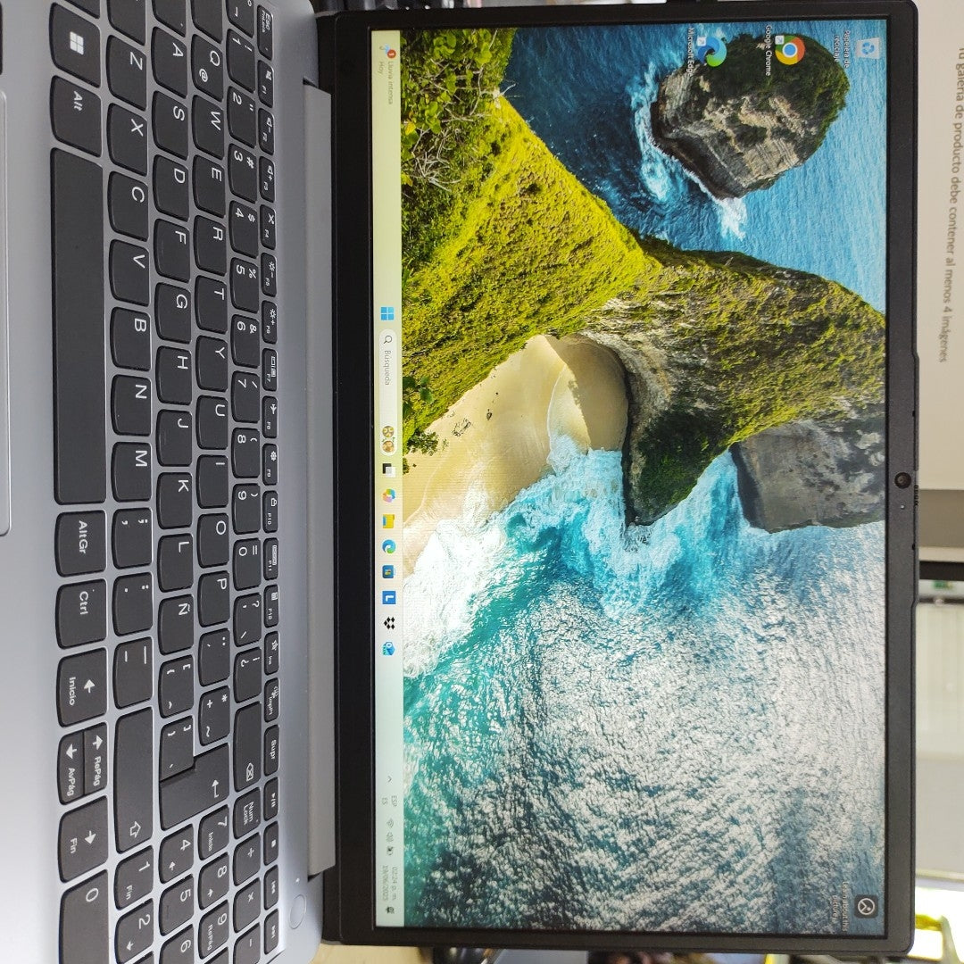 LAPTOP LENOVO IDEAPAD 1 15AMN7 (2023) 256 GB SSD 8 GB RAM