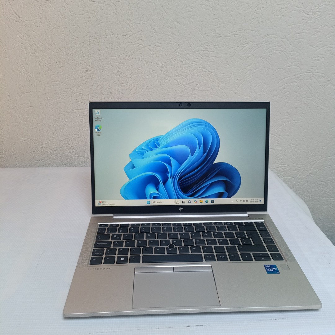 LAPTOP HP ELITEBOOK 840 G8 (2023) 256 GB SSD 16 GB RAM