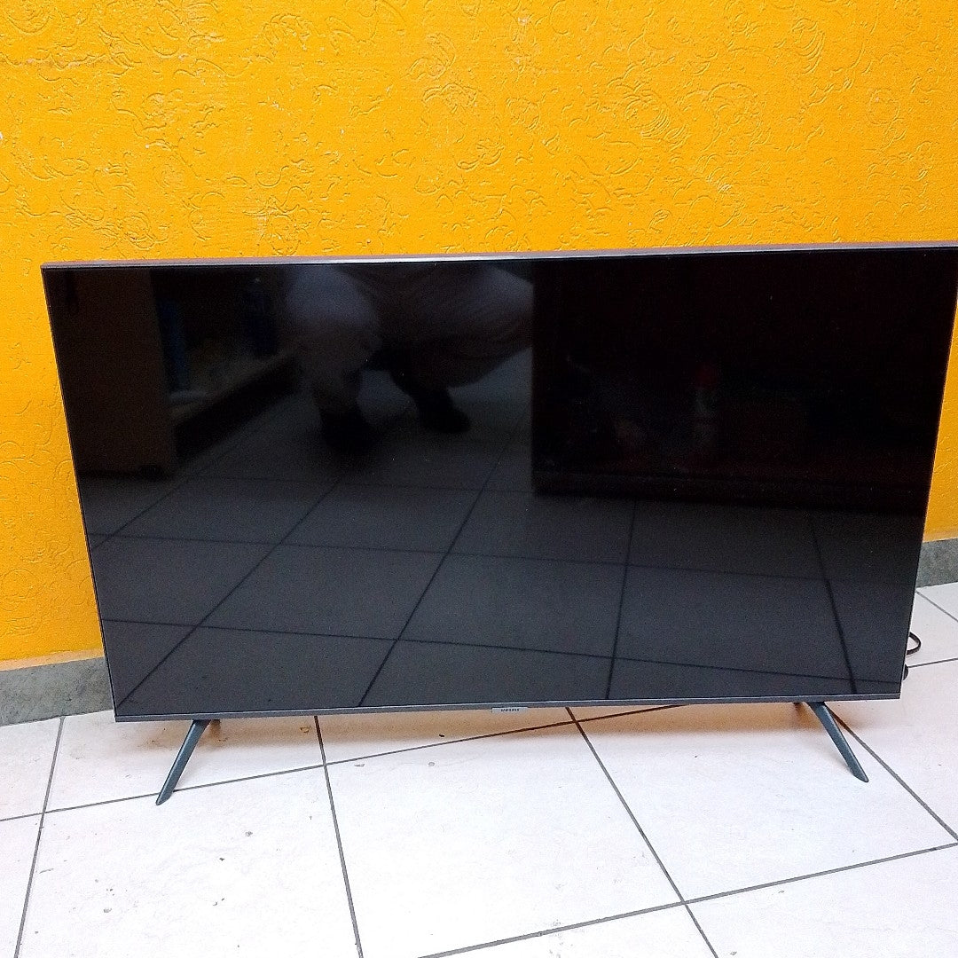 PANTALLA SAMSUNG UN43AU7000F (2023) 43" LED 4K (SEMINUEVO)