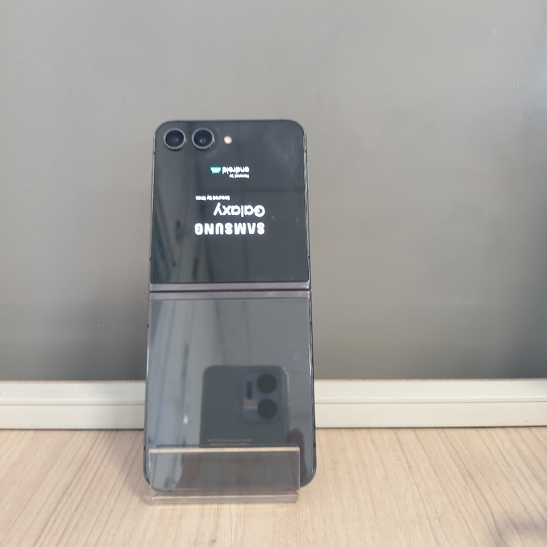 CELULAR SAMSUNG GALAXY Z FLIP 5 SM-F731B (2023) 512 GB 8 GB RAM (SEMINUEVO)