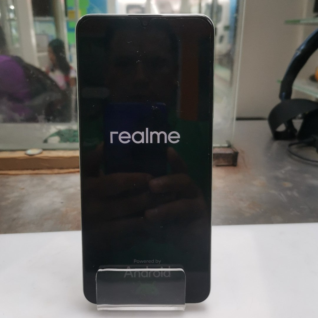 CELULAR REALME C63 RMX3939 (2024) 256 GB 8 GB RAM (SEMINUEVO)