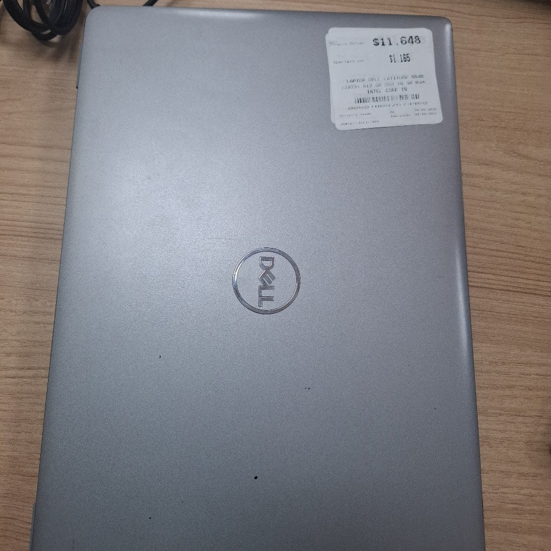 LAPTOP DELL LATITUDE 5540 (2023) 512 GB SSD 16 GB RAM (SEMINUEVO)