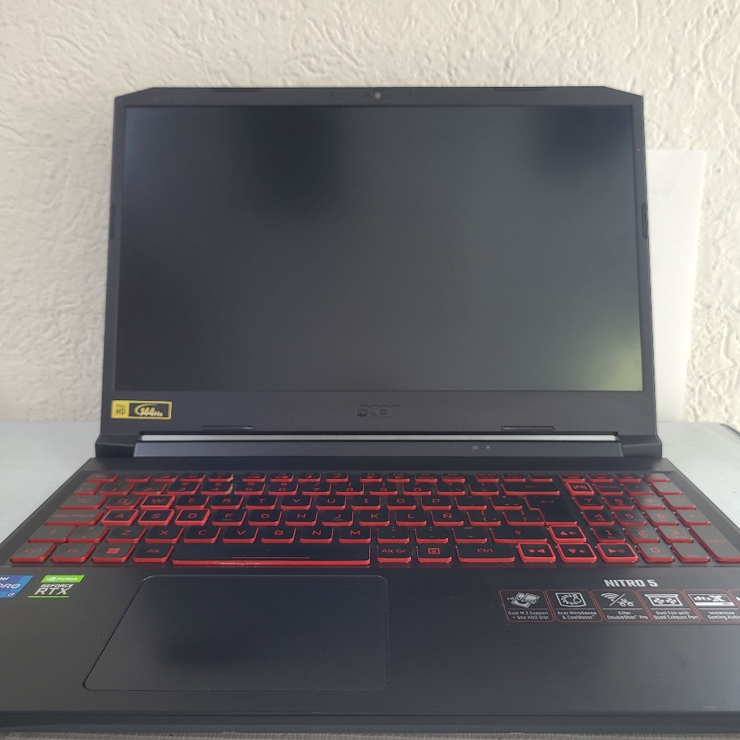 LAPTOP ACER NITRO 5 AN515-57-721J (2022) 512 GB SSD 8 GB RAM (SEMINUEVO)