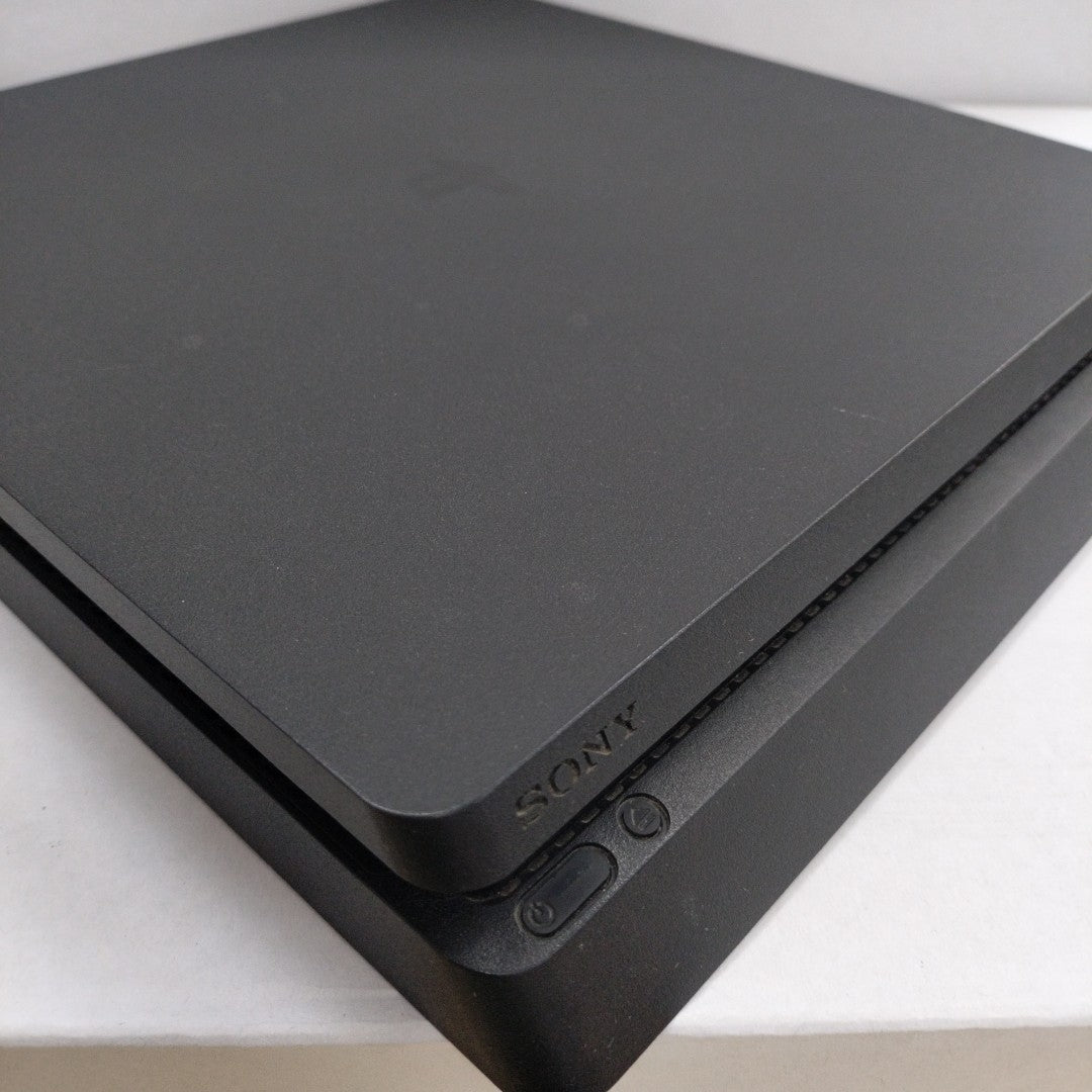 CONSOLA DE VIDEOJUEGO SONY PS4 SLIM 1 TB (SEMINUEVO)