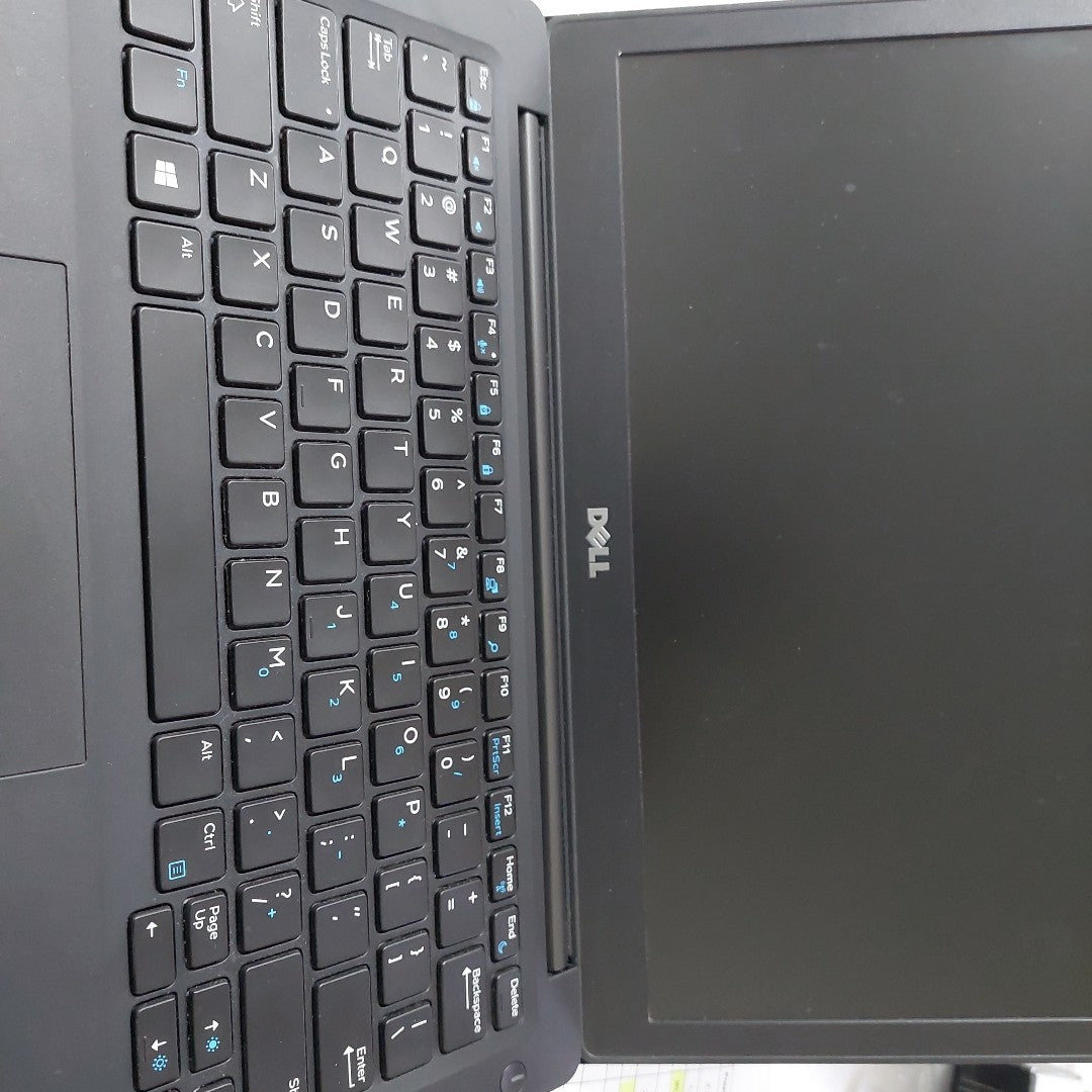 LAPTOP DELL LATITUDE 7280 (2019) 512 GB SSD 16 GB RAM (SEMINUEVO)