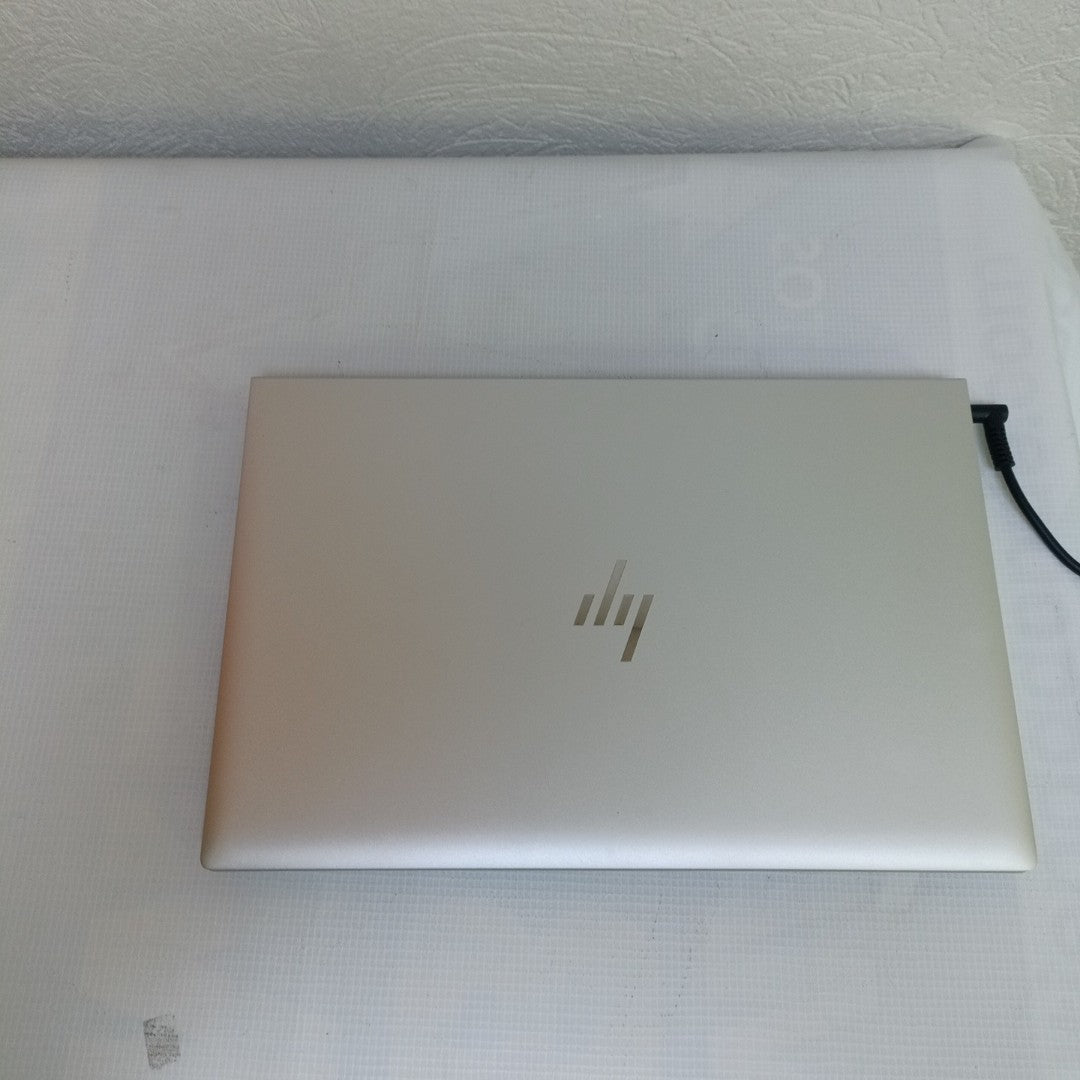 LAPTOP HP ELITEBOOK 840 G8 (2023) 256 GB SSD 16 GB RAM (SEMINUEVO)