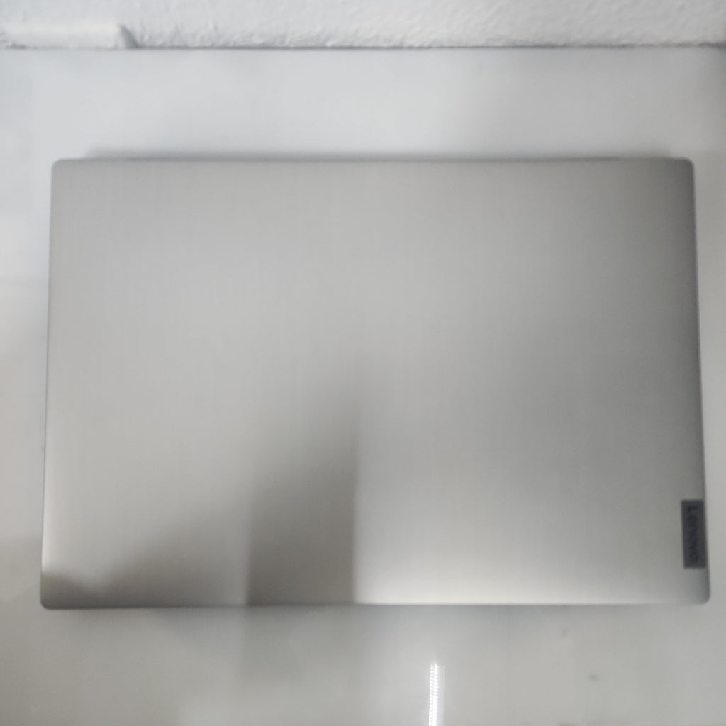 LAPTOP LENOVO IDEAPAD 3 15IML05 (2022) 1 TB + 128 GB SSD 8 GB RAM (SEMINUEVO)