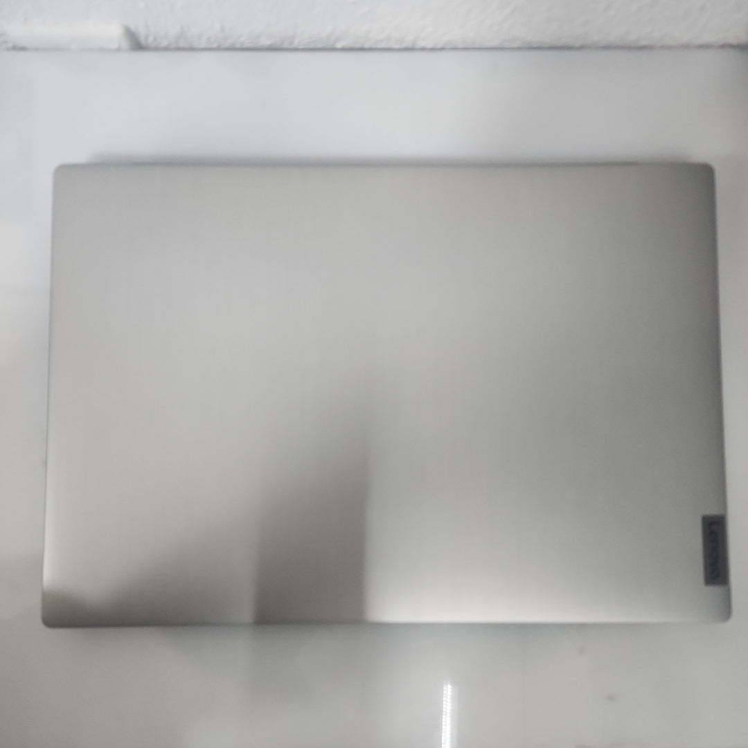 LAPTOP LENOVO IDEAPAD 3 15IML05 (2022) 1 TB + 128 GB SSD 8 GB RAM (SEMINUEVO)