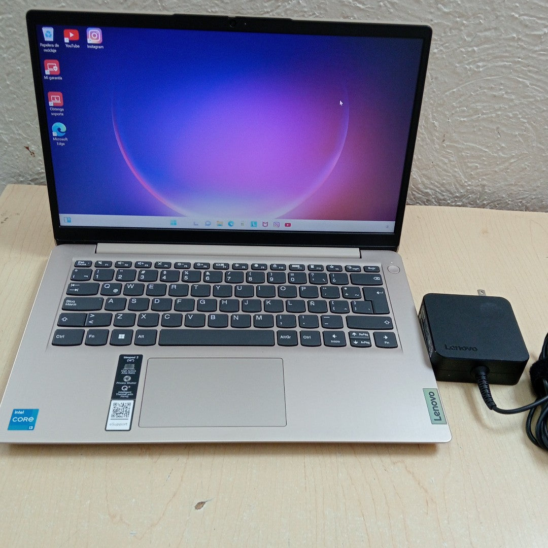 LAPTOP LENOVO IDEAPAD 3 14ITL6 (2023) 1 TB + 256 GB SSD 8 GB RAM (SEMINUEVO)